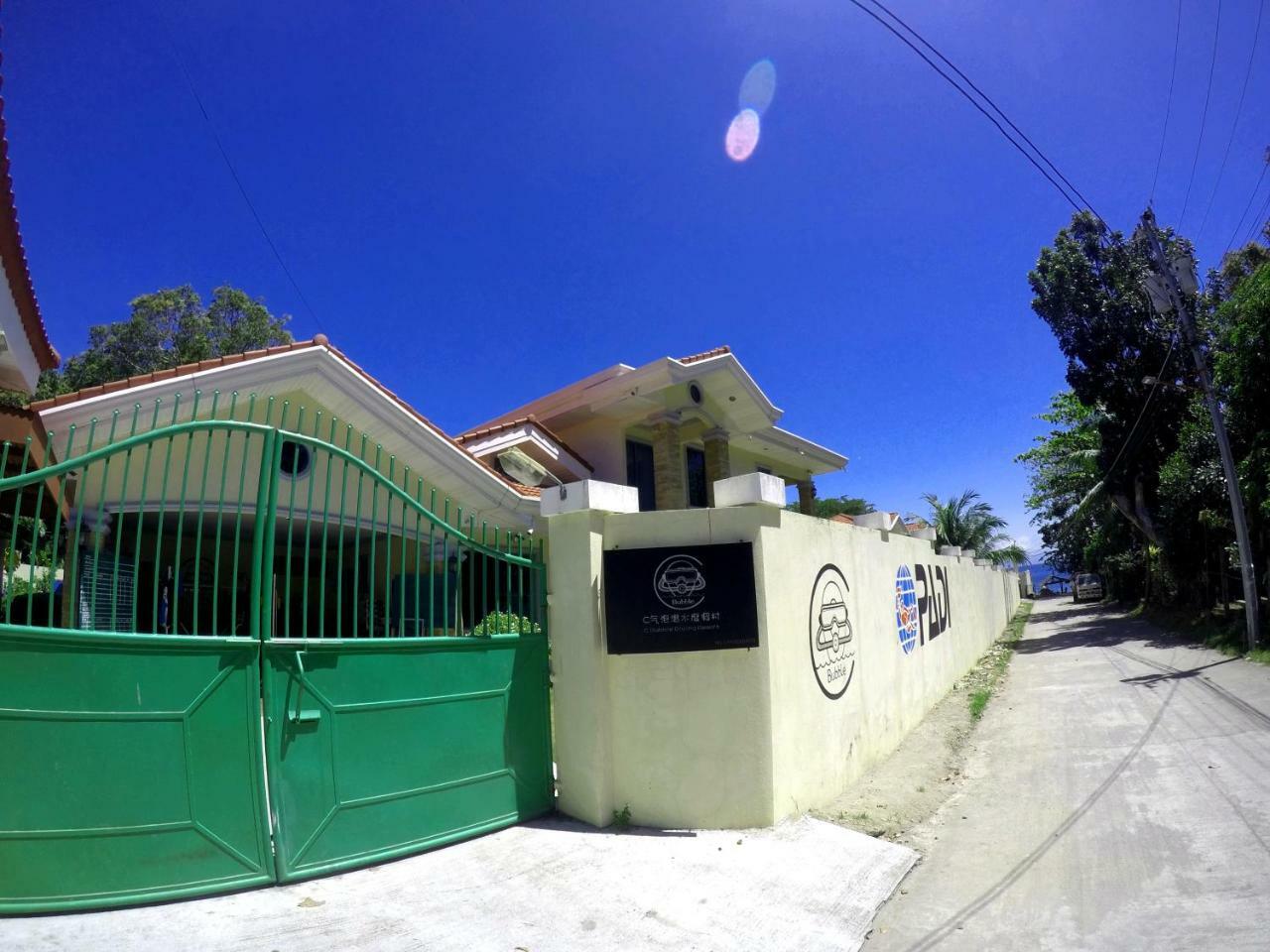 C气泡潜水度假村 C Bubble Diving Resort Dumaguete City Buitenkant foto
